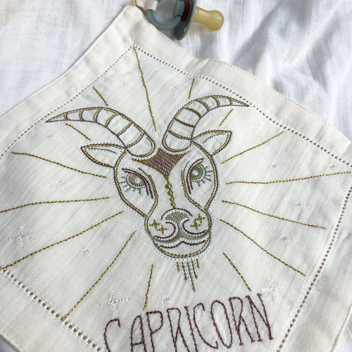 CAPRICORN DEC 22-JAN 19