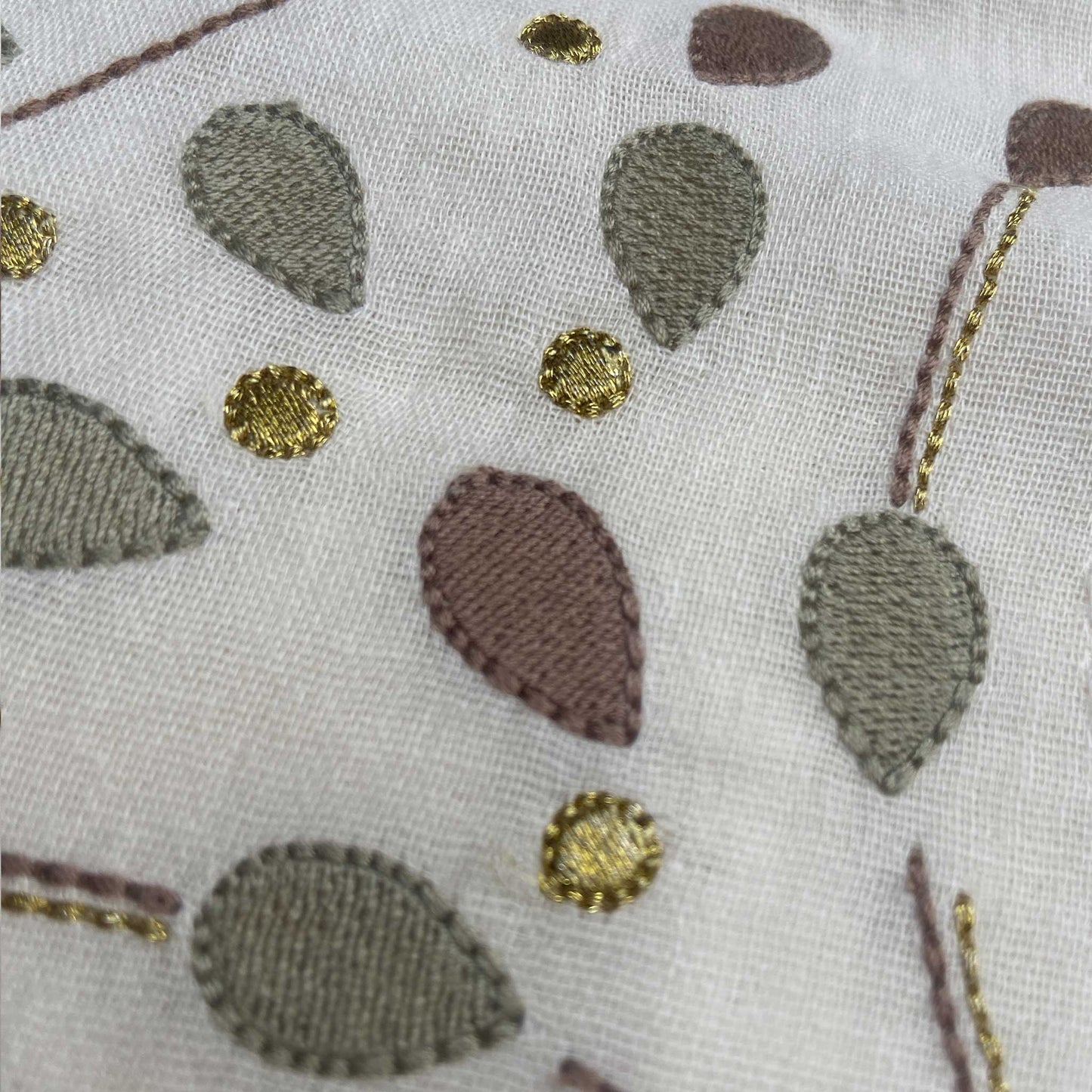 AQUARIUS JAN 20-FEB 18