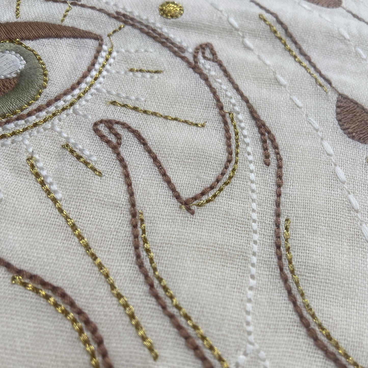 AQUARIUS JAN 20-FEB 18