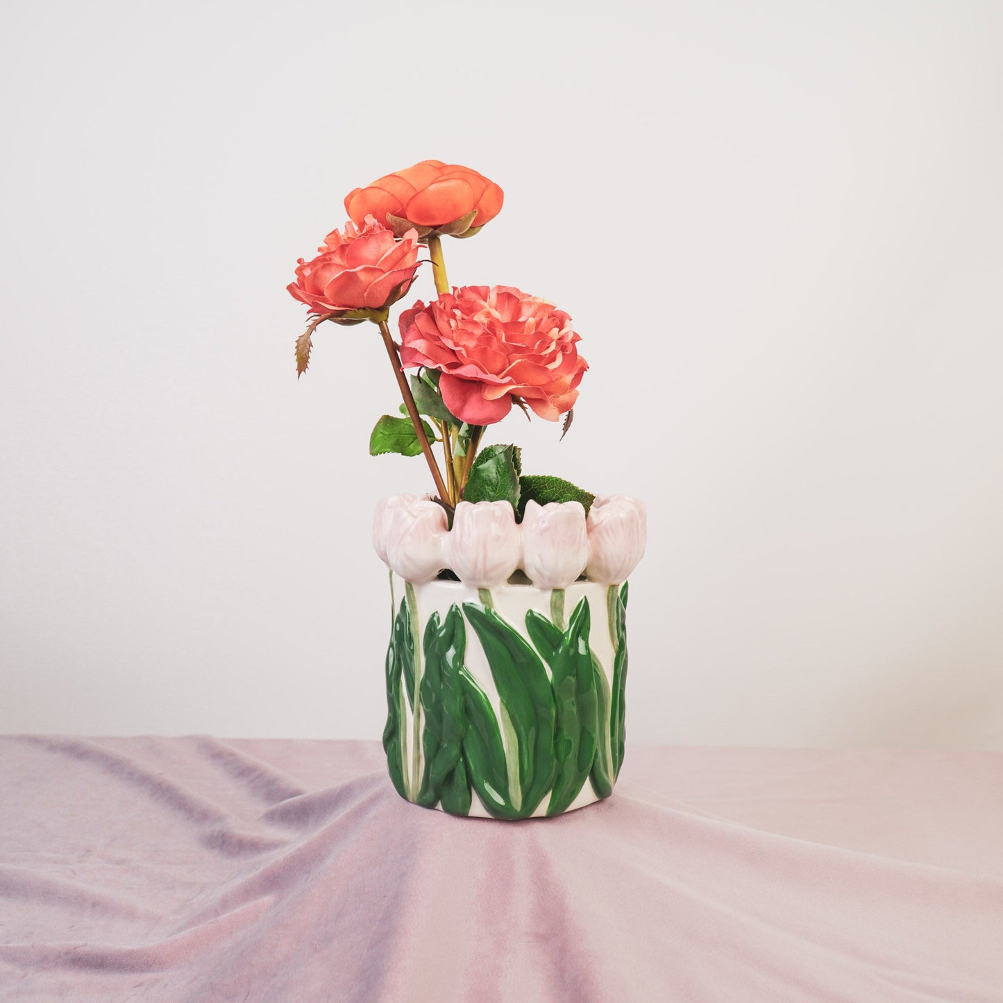 Vaas- Bloemen Vaas met Tulpen - Aardewerk - Licht Roze/Groen- 15x15x14cm