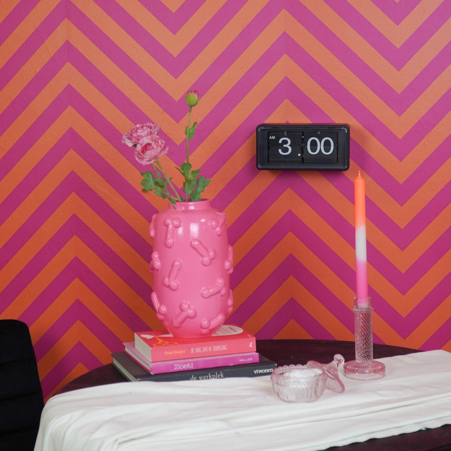 Klok- Kast Klok Flip Over- Zwart - 22x13x11,5cm