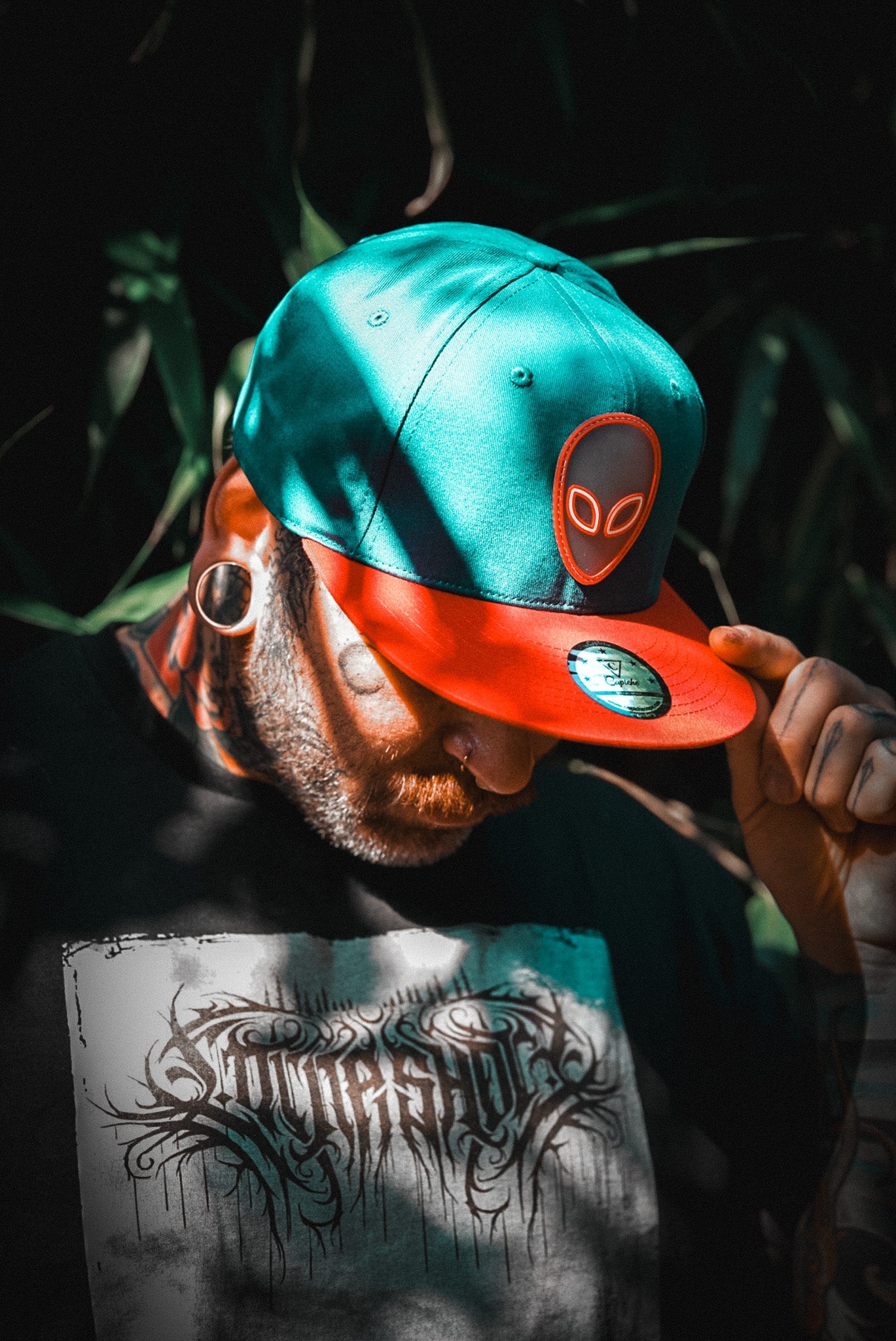Alien Party Snapback - Blue/Red & Clear Rubber Logo